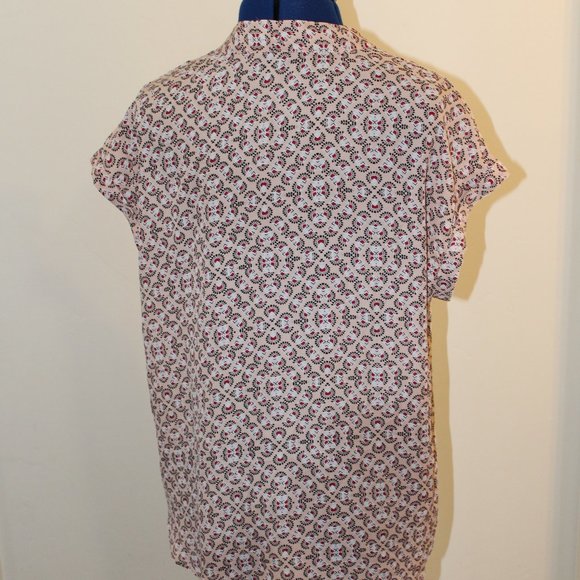 Pleione Shirt, Medium, Peach and cranberry print - Picture 5 of 5